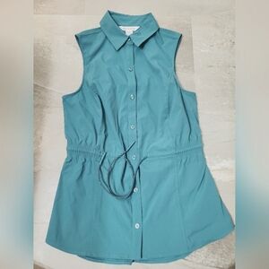 NWOT Athleta Levitate poplin tank. Sleeveless top. Collar. Borealus Green. XS.